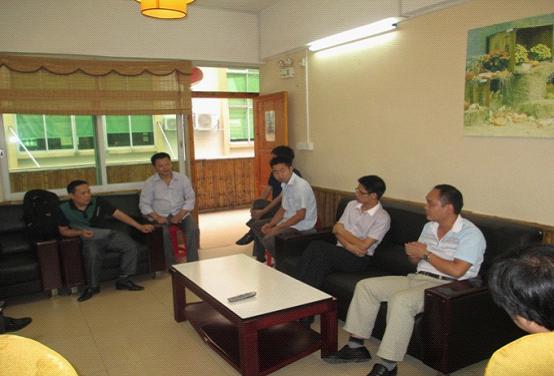 參觀東進(jìn)照明管理現(xiàn)場(chǎng)，學(xué)習(xí)東進(jìn)照明制勝之道！