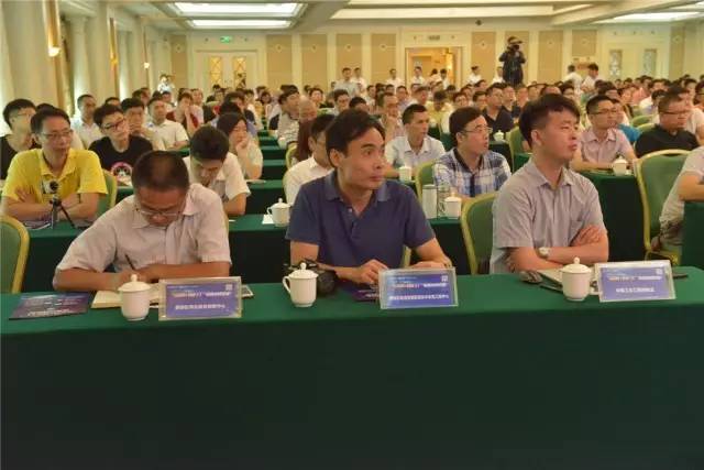 中小企業(yè)擁抱“互聯(lián)網(wǎng)+”與智能工廠，主動(dòng)尋求轉(zhuǎn)型升級(jí)