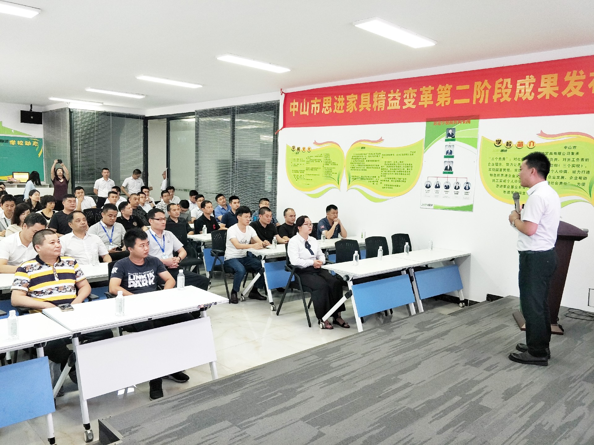 家具行業(yè)標(biāo)桿互訪——走進(jìn)澳美、思進(jìn)、東港家具